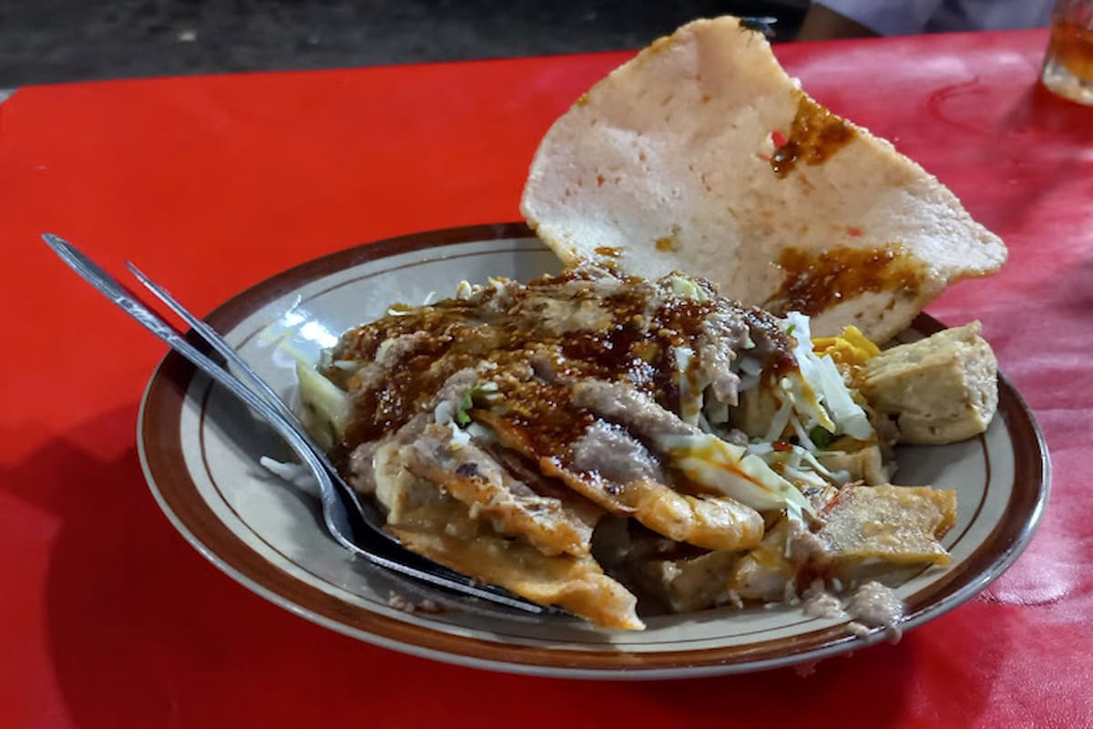 Kuliner Simpang Lima Semarang Yang Menggugah Selera