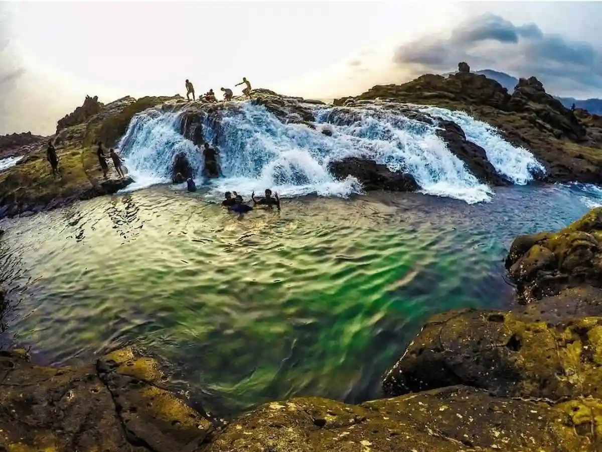 Pantai Wediombo Ini Dia Daya Tarik Rute Dan Htm Nya