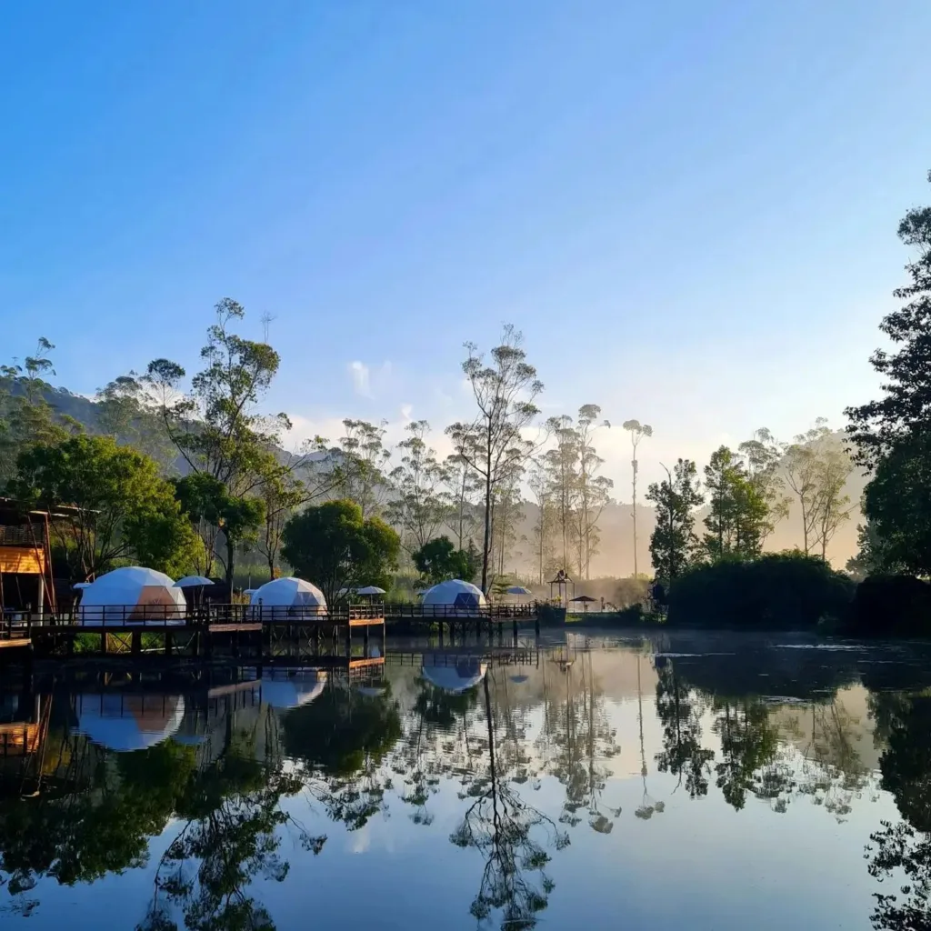 7 Rekomendasi Glamping Ciwidey Bandung Nan Nyaman