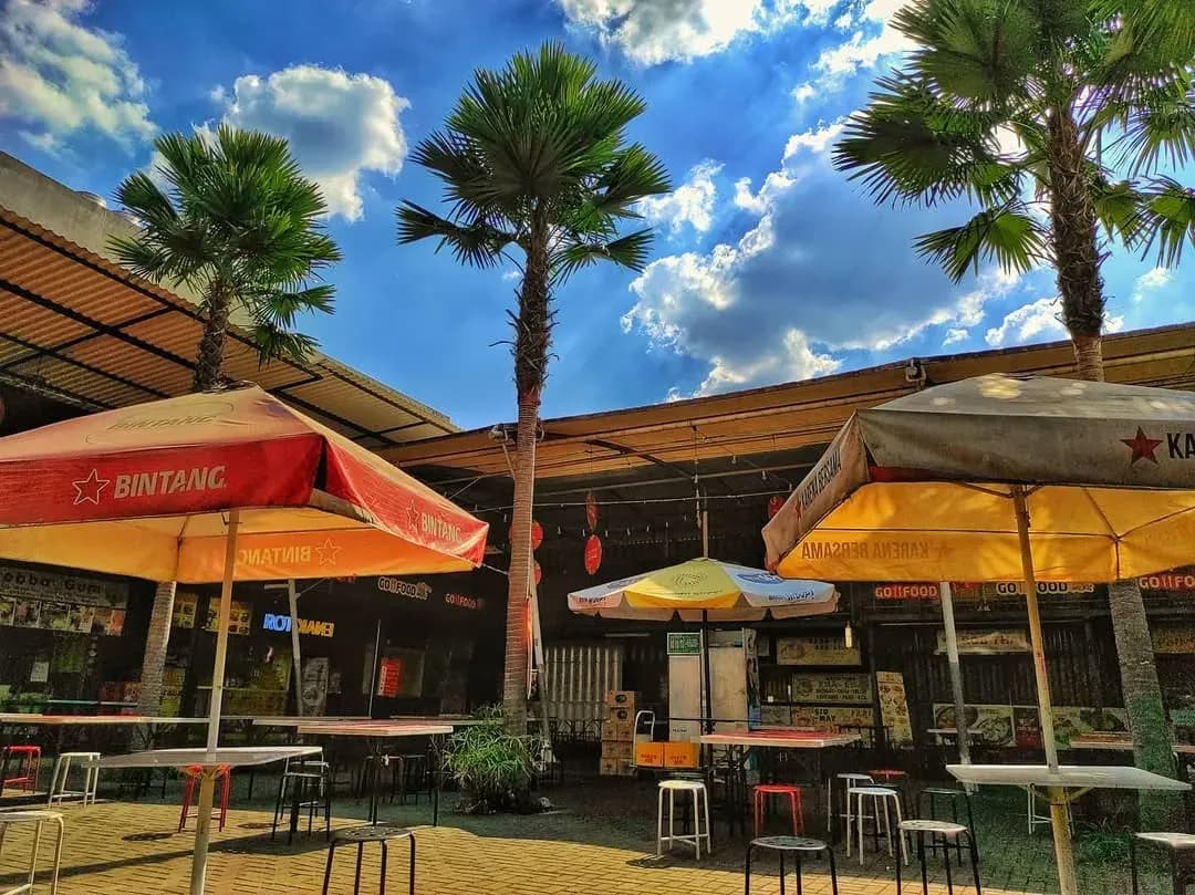 16 Rekomendasi Kuliner di Sudirman Street Bandung yang Maknyus