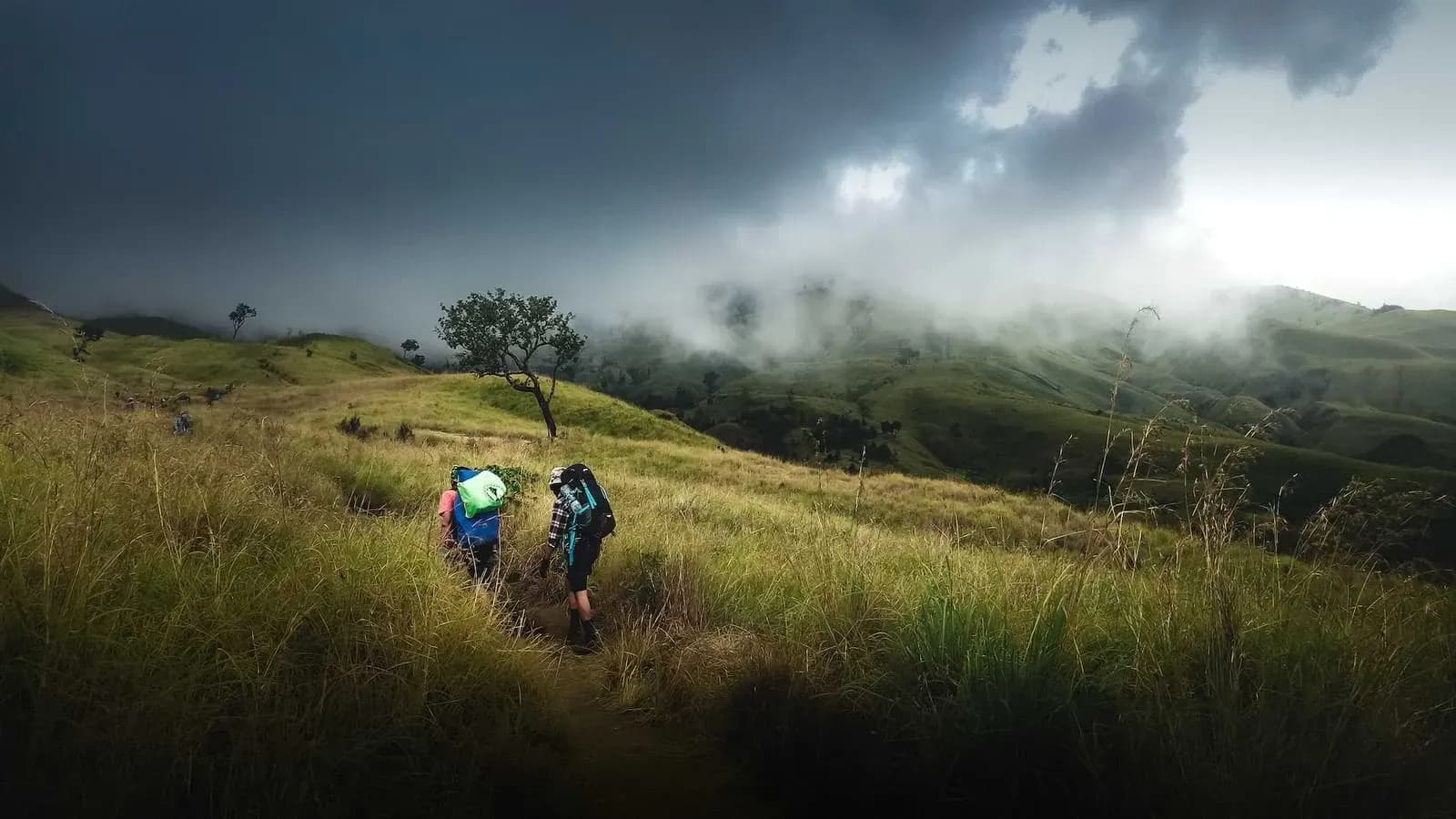 Gearing Up for Mount Rinjani? Here’s How Long Your Climb Might Be