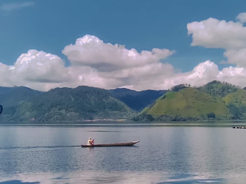 Selain Danau Toba, Pulau Sumatera Juga Punya 5 Danau Terkenal Lho!