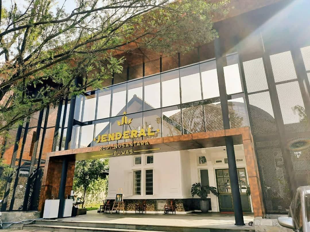 Kopi Jenderal: Tempat Ngopi Hits Bandung Terbaru Dengan Sentuhan Kolonial Estetik