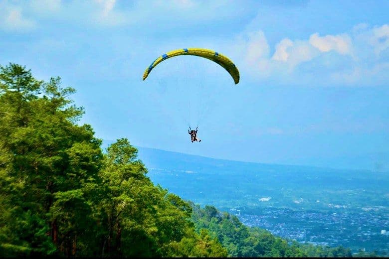 Mari Healing dan Tenangkan Jiwa di Puncak Lawang!