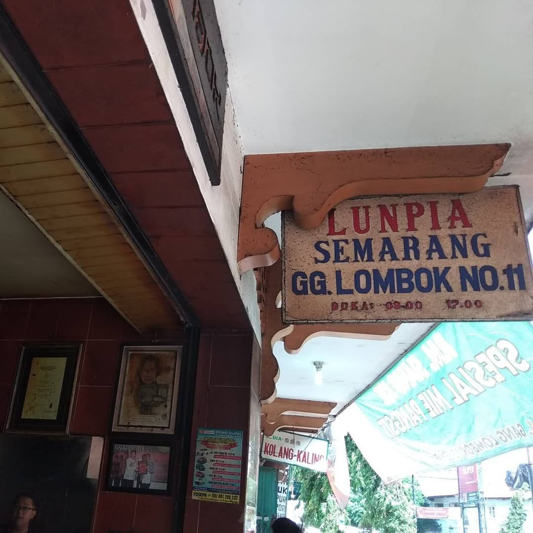 Lunpia Gang Lombok, Lumpia Legendaris Kuliner Semarang