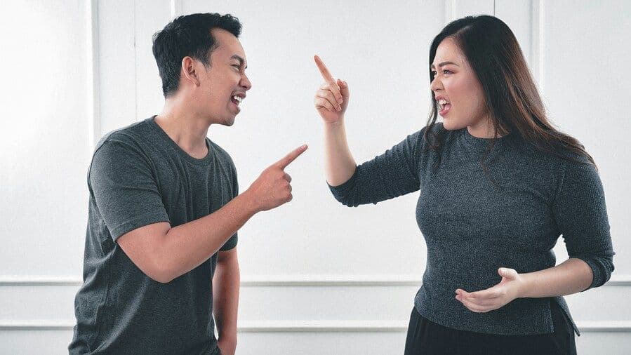 8 Perilaku Kekerasan Emosional dalam Hubungan, Waspadai!