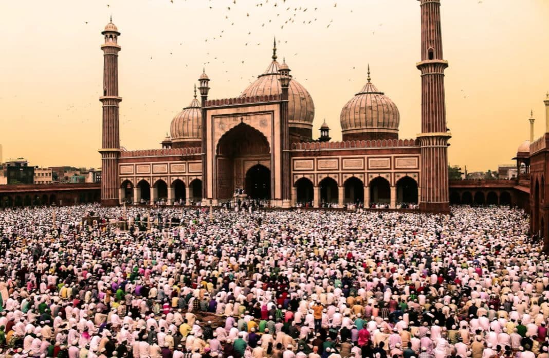 Sudah Siap Menyambut Hari yang Fitri? Ketahuilah 10 Tradisi Lebaran Unik di Indonesia!