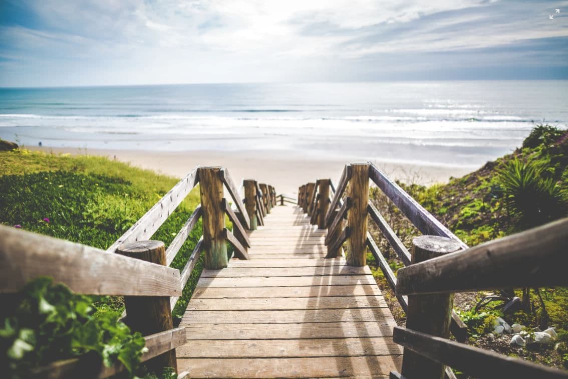 Kangen Main di Pantai? Ini Dia 7 Pantai Tercantik di Malang yang Wajib Kamu Kunjungi!