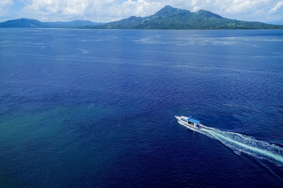 5 Rekomendasi Wisata Danau di Manado, Cocok untuk Healing!