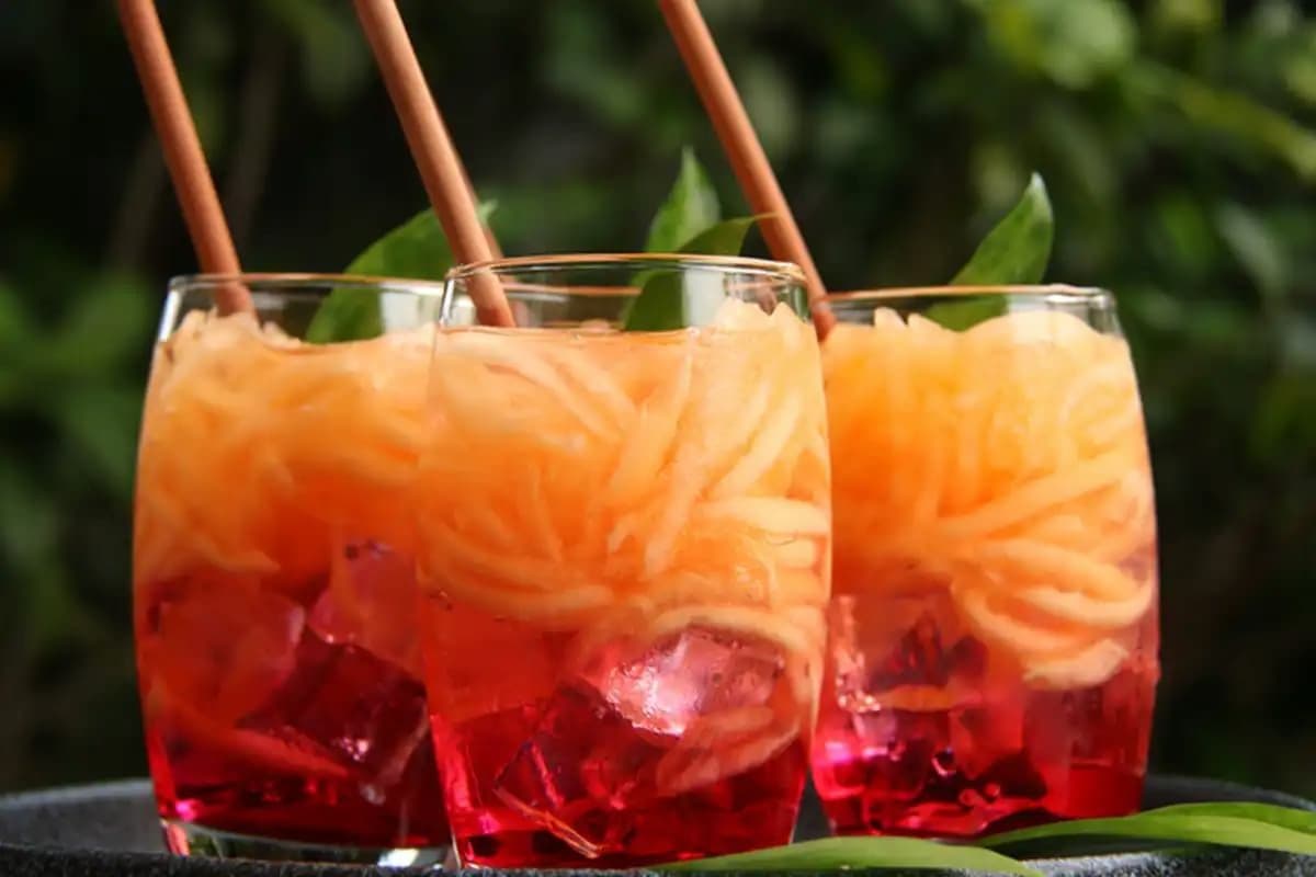 Serupa Tapi Tak Sama, 6 Perbedaan Timun Suri dan Blewah