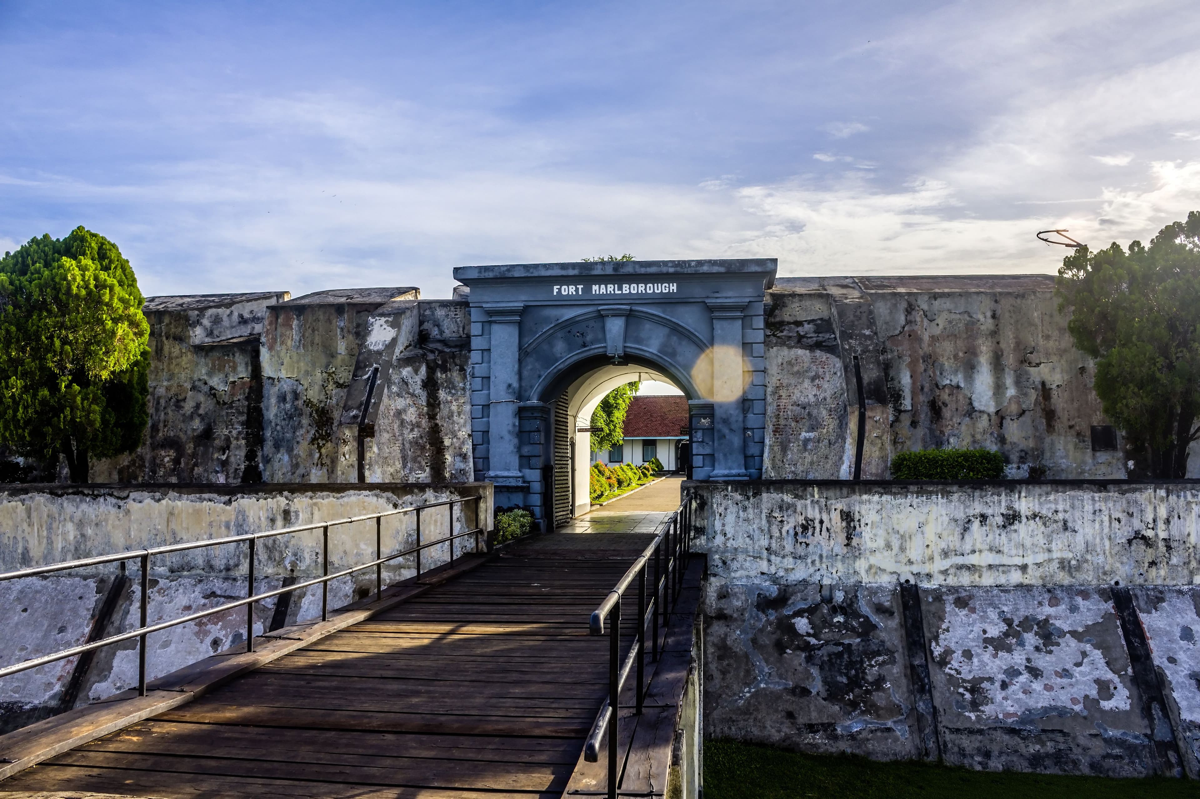 Mereview Tempat Wisata Fort Marlborough