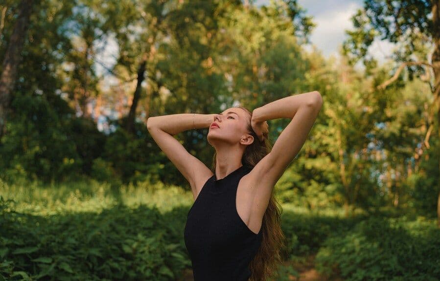 Forest Bathing: Terapi Sederhana untuk Redakan Stres