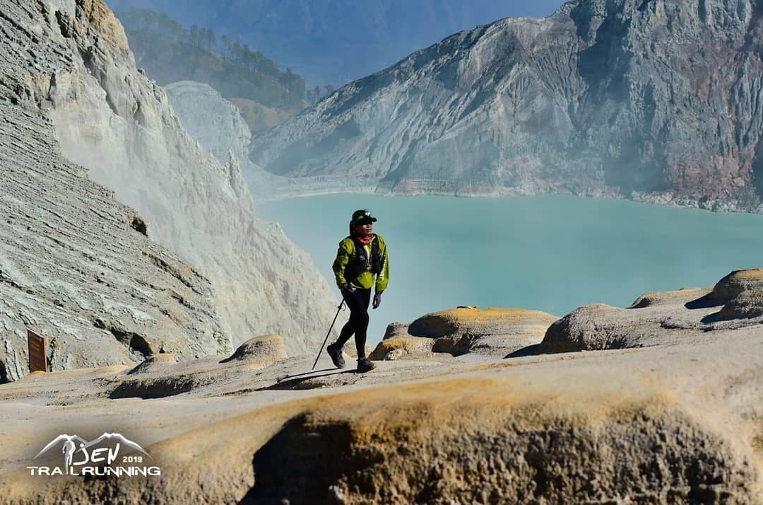 Ijen Trail Run: Event Lari dengan Latar Kawah Ijen yang Dramatis
