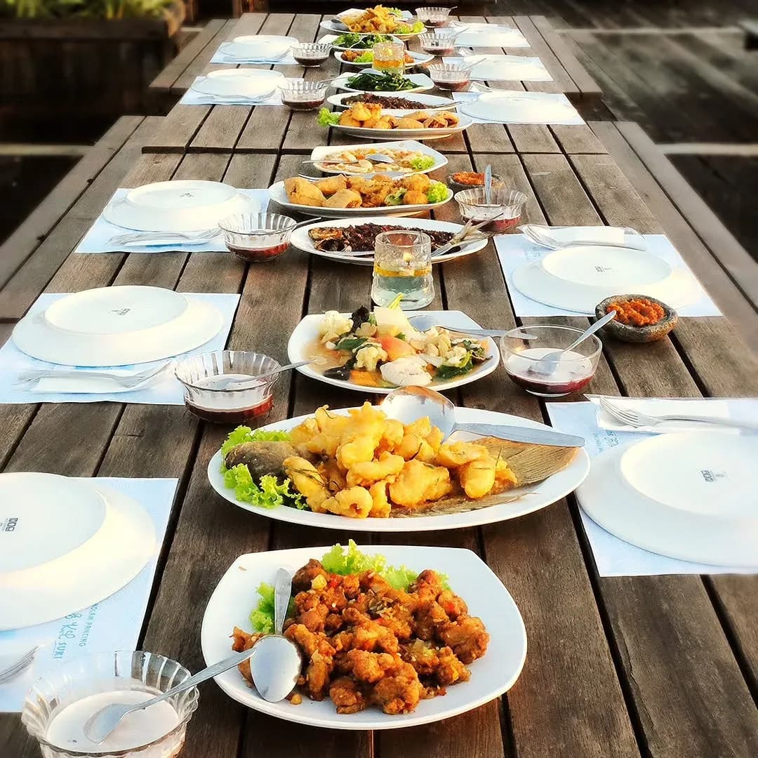 Wisata Kuliner Di Kampung Laut Semarang