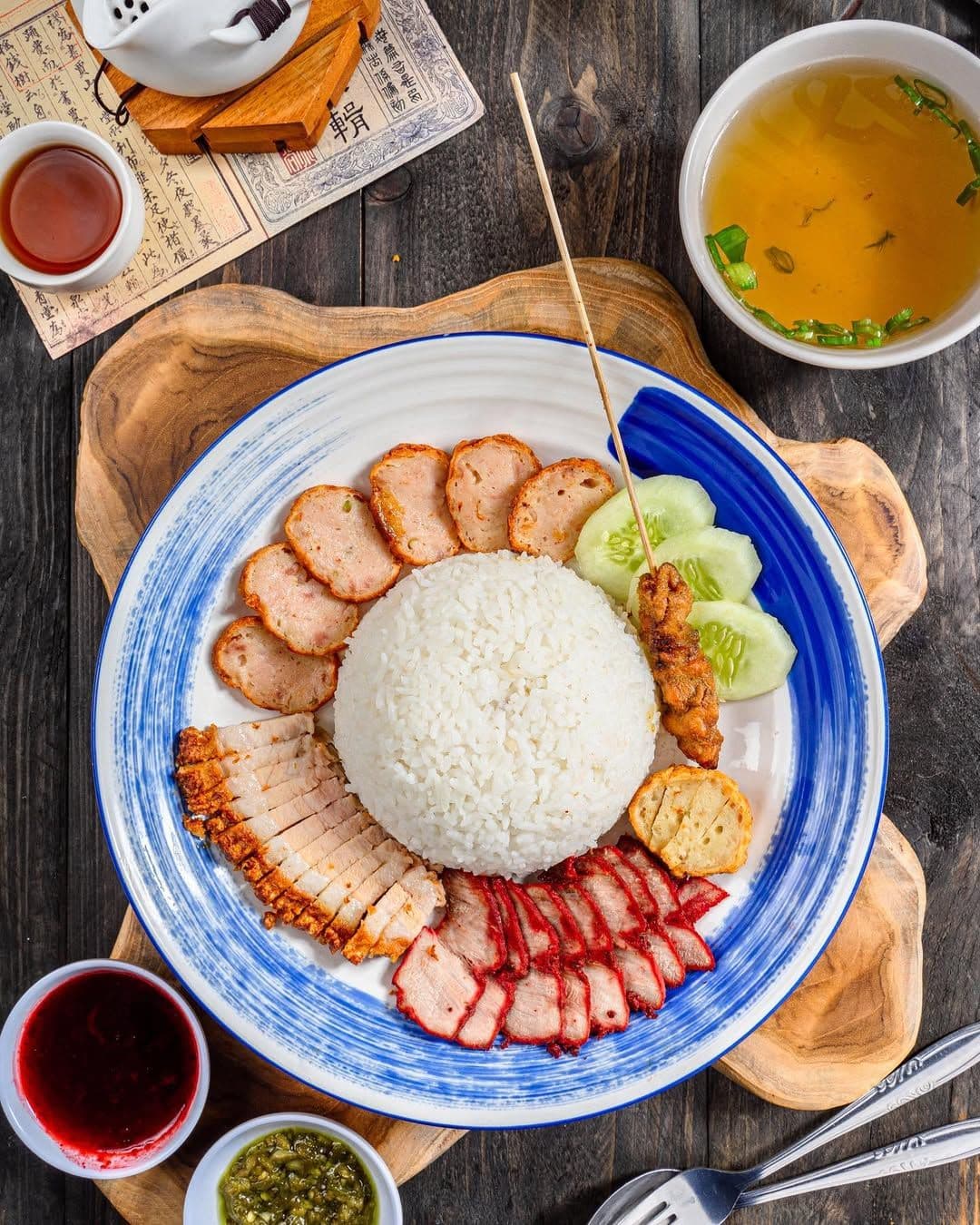 Cari Kuliner Nonhalal di Bandung? Ini Rekomendasinya!