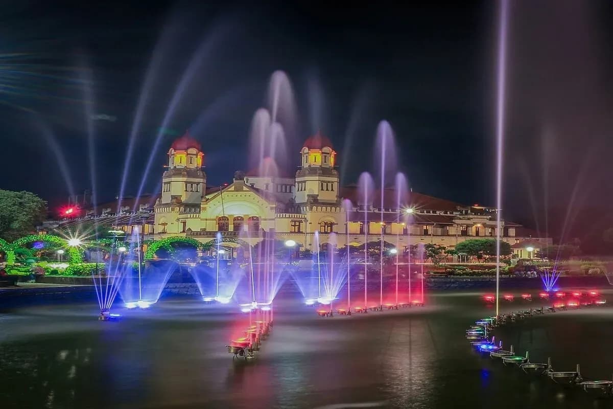 15 Tempat Liburan di Semarang Paling Seru!