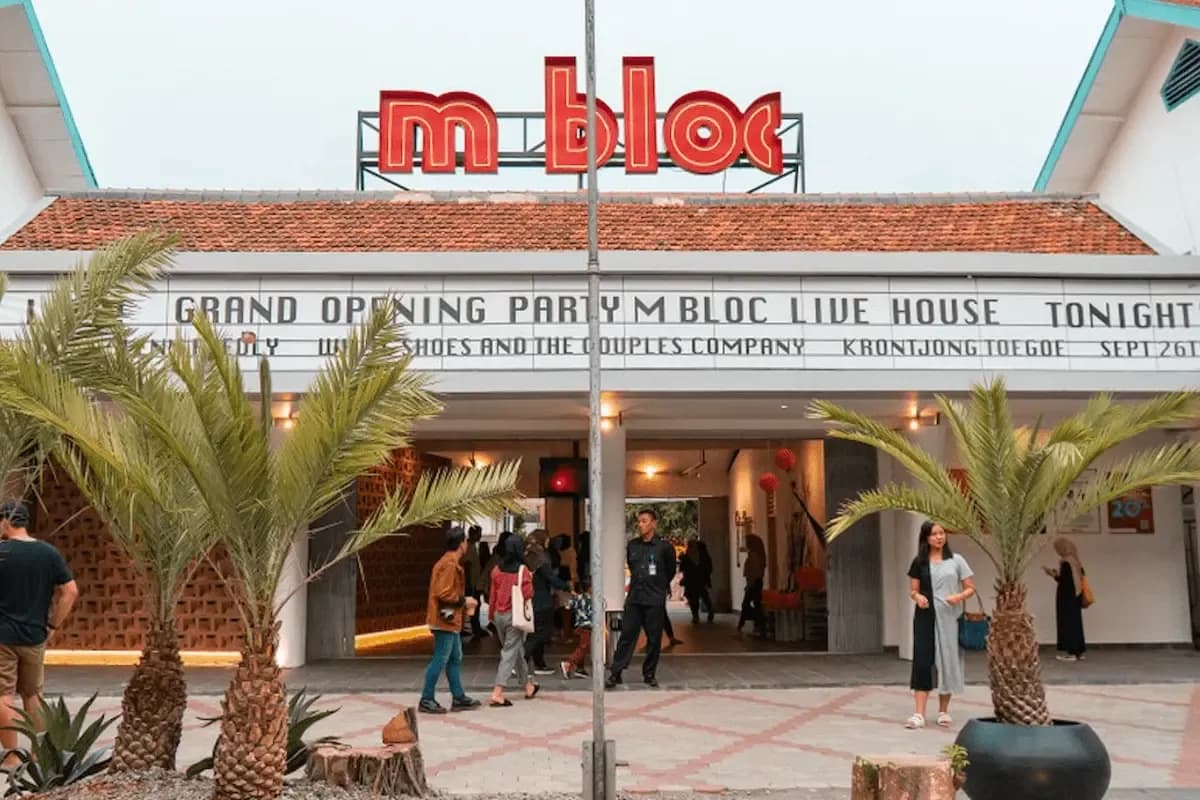 10 Rekomendasi Tempat Makan di M Bloc Space yang Asyik Andalan Para Millennial