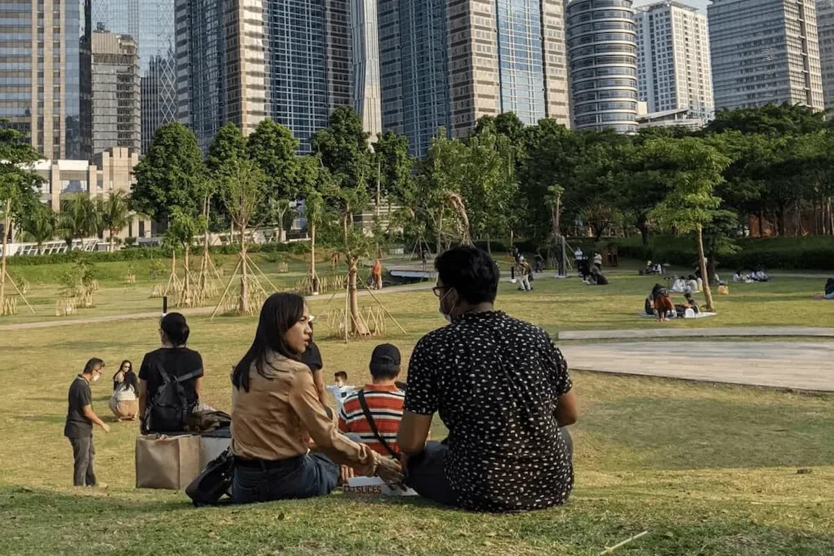 7 Taman Kota di Indonesia yang Terkenal Asri dan Bisa Kamu Kunjungi!