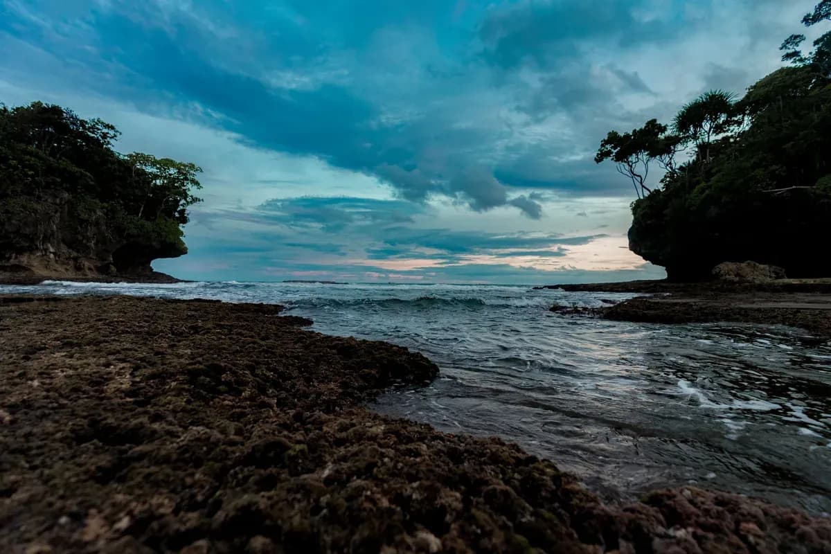 Madasari Beach: Guide to Activities and the Best Place to Stay