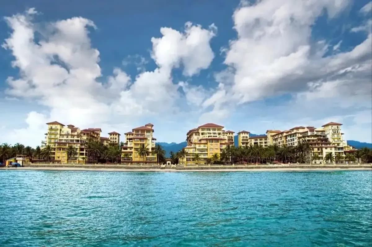 Daya Tarik Pantai Marbella, Ini Dia Rute dan HTM-nya