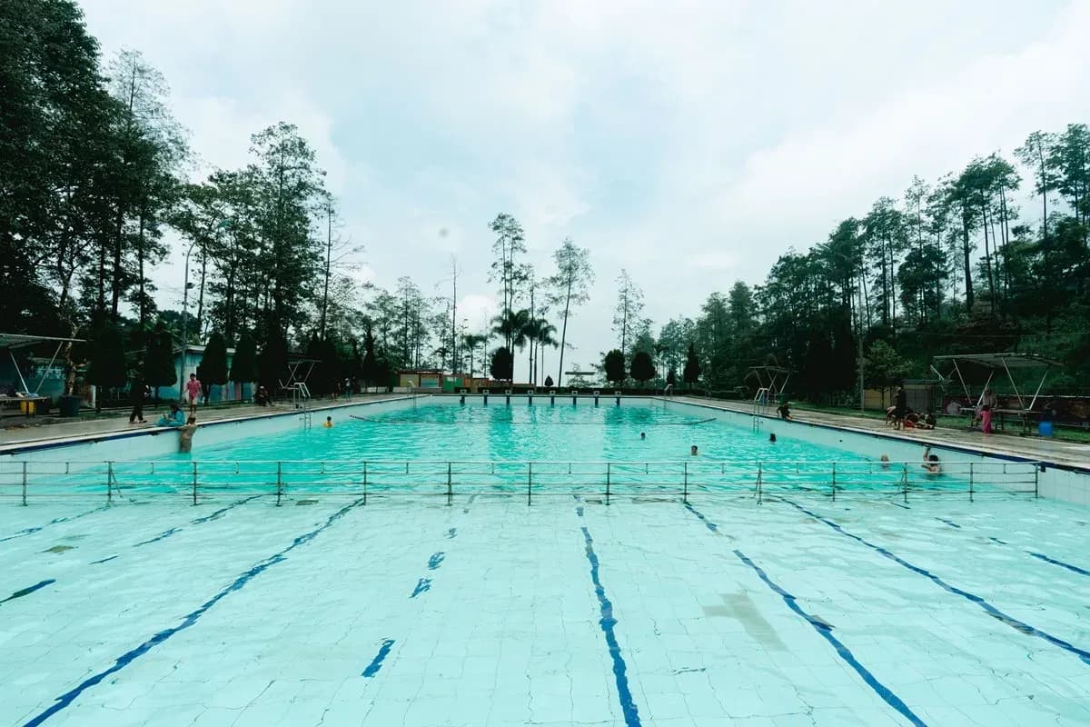 Panduan Lengkap Liburan di Padusan Hot Spring, Mojokerto!