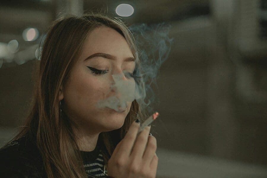 13 Bahaya Asap Rokok bagi Tubuh yang Wajib Diwaspadai