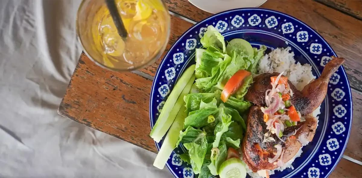 8 Tempat Makan di Grand Wisata: Kuliner Terbaik di Area Ini