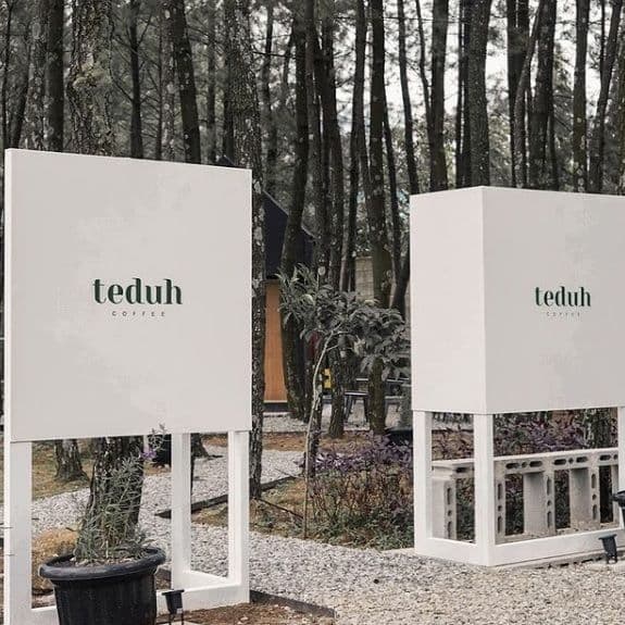 Teduh Coffee Bandung Cafe Baru dengan Kesejukkan di Tengah Hutan Bersama Kehangatan Secangkir Kopi