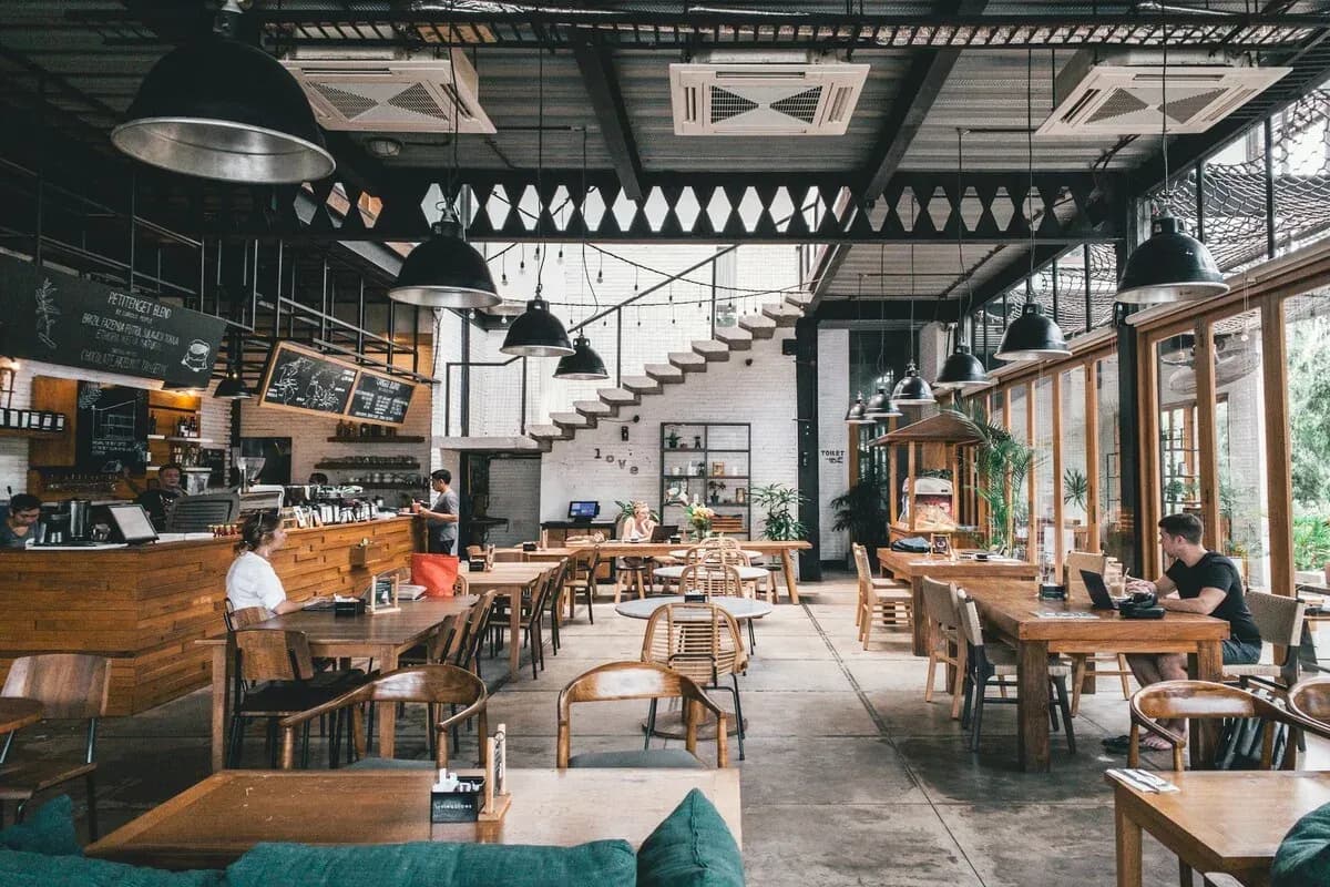 12 Cafe 24 Jam di Semarang: Solusi Buat Kamu yang Begadang!