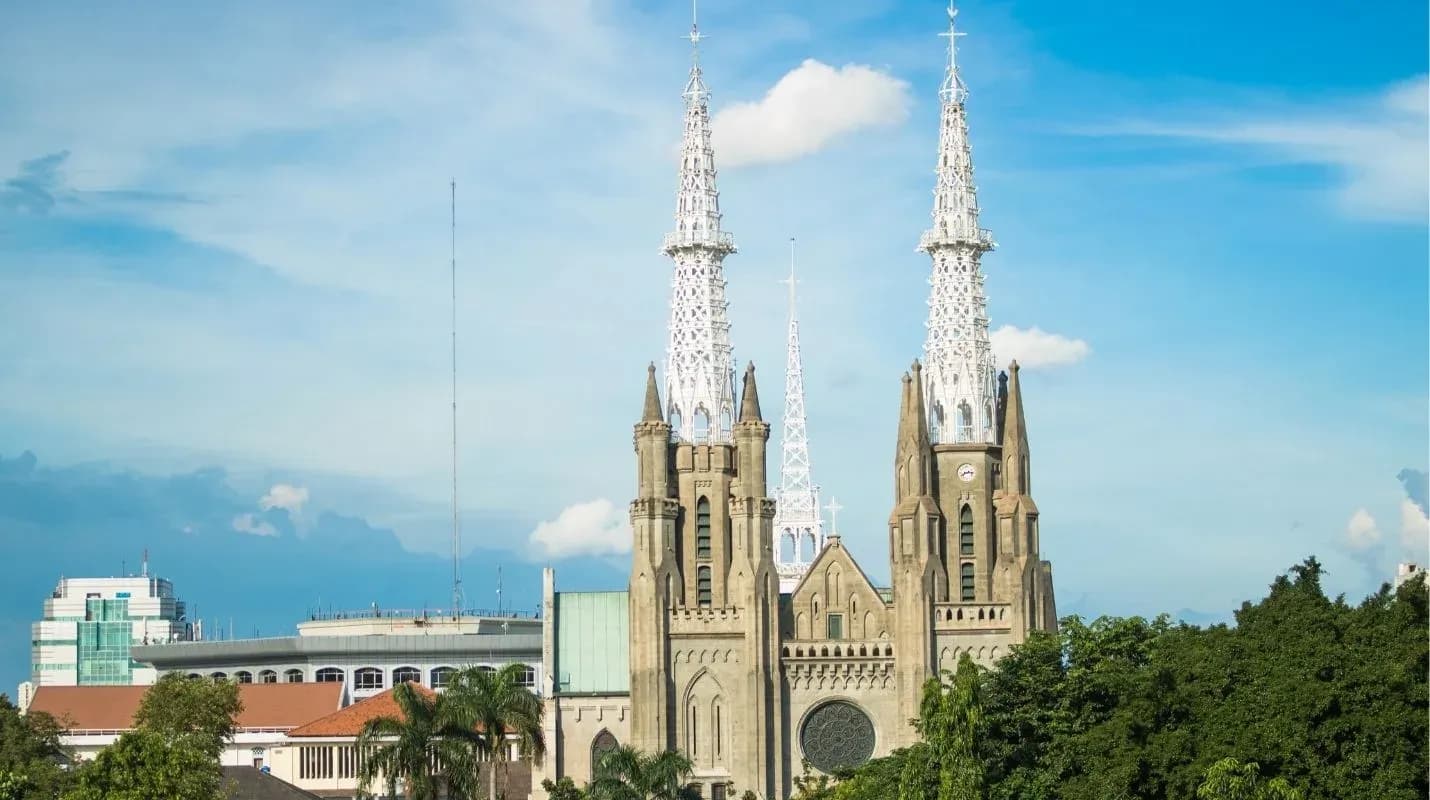 Mengagumkan, Inilah 7 Gereja Tercantik di Indonesia!