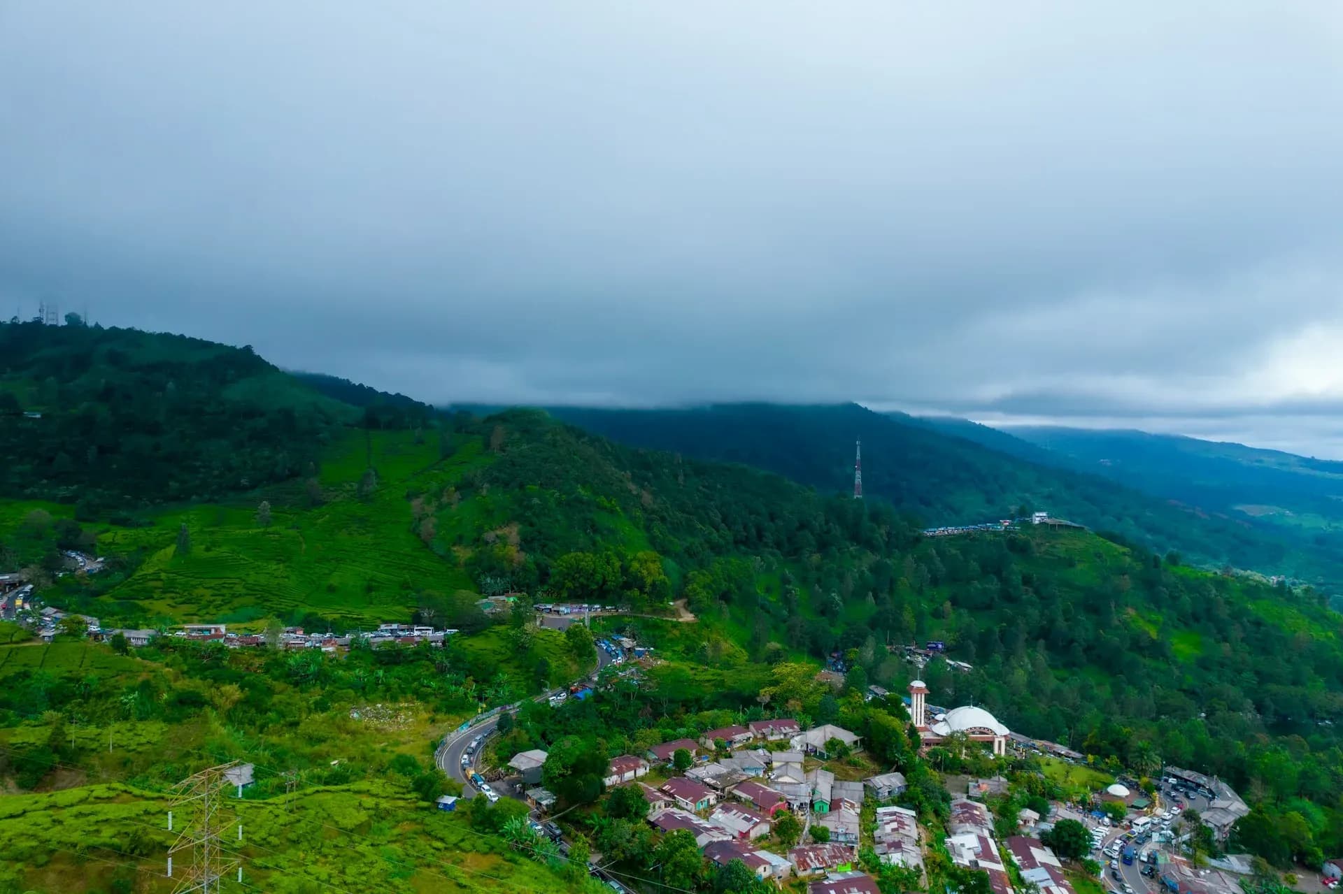 11 Rekomendasi Tempat Glamping Terbaik di Jawa Barat