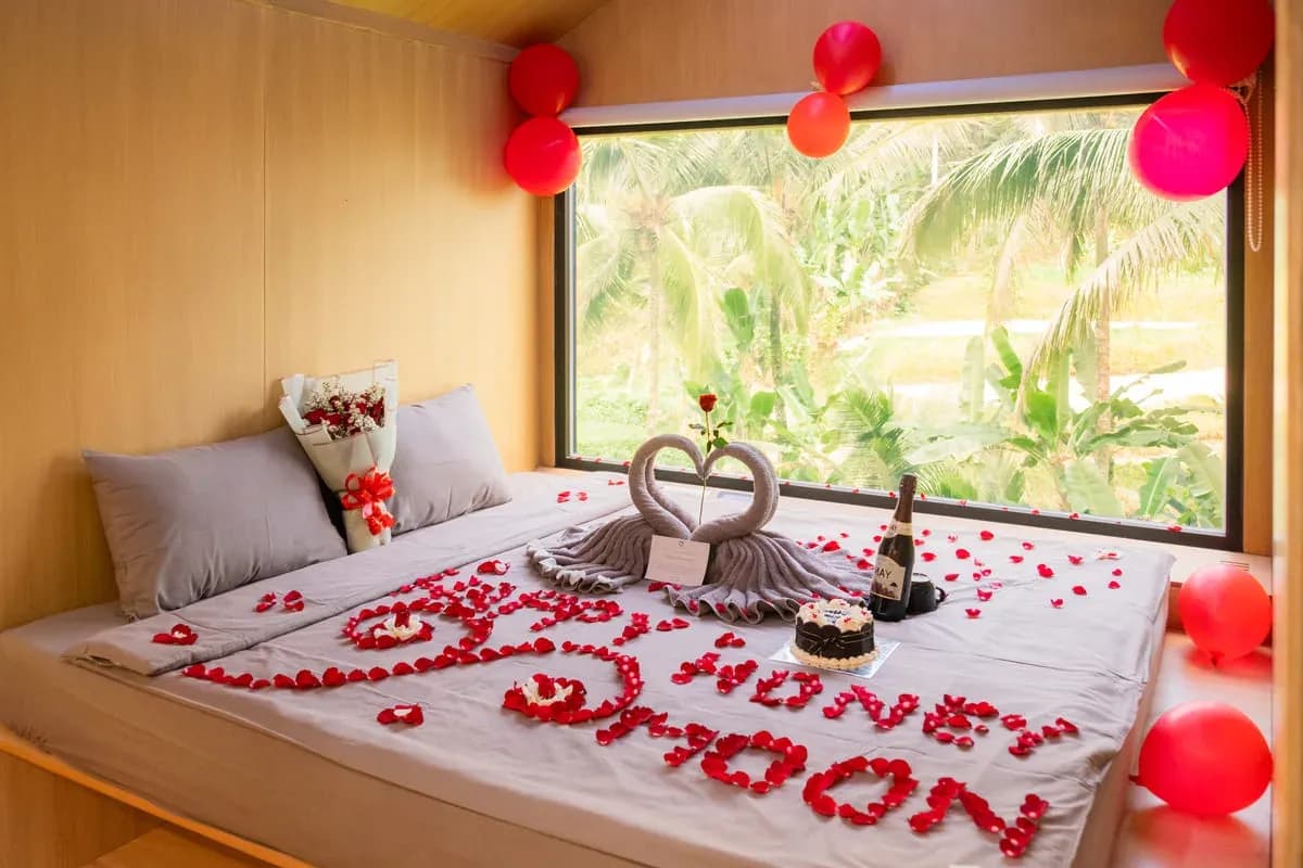 10 Ide Kado Valentine untuk Istri, Romantis dan Berkesan!