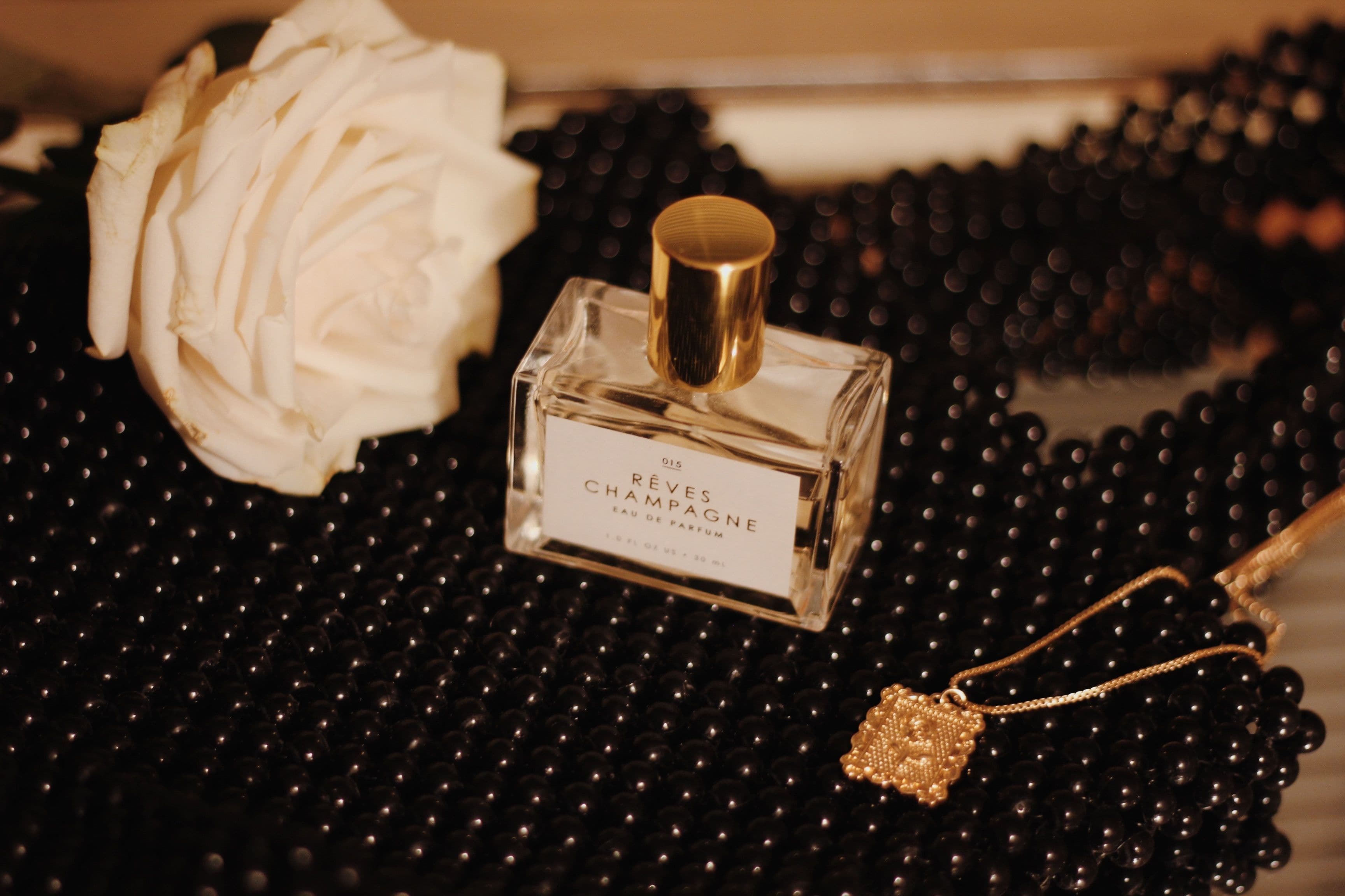 7 Parfum Liburan Ini Akan Membuatmu Tetap Segar dan Kece, Girls!