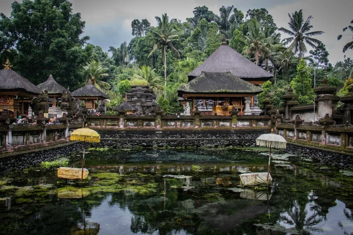 Pura Tirta Empul, Spot Healing Jiwa Raga di Bali