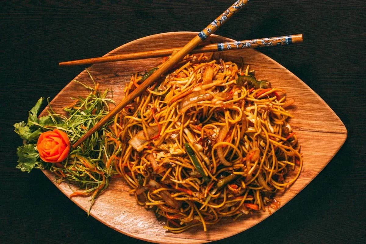 10 Makanan Khas Imlek yang Wajib Ada di Meja Makan