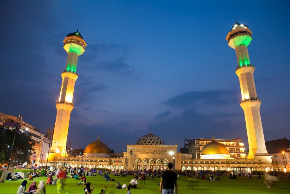 Tujuan Wisata Religi 2021 yang Membuat Ramadan Terasa Meriah!