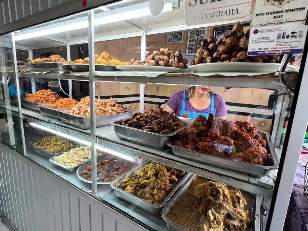 Mengenal Sejarah Nasi Jinggo, Nasi Kucing Khas Bali