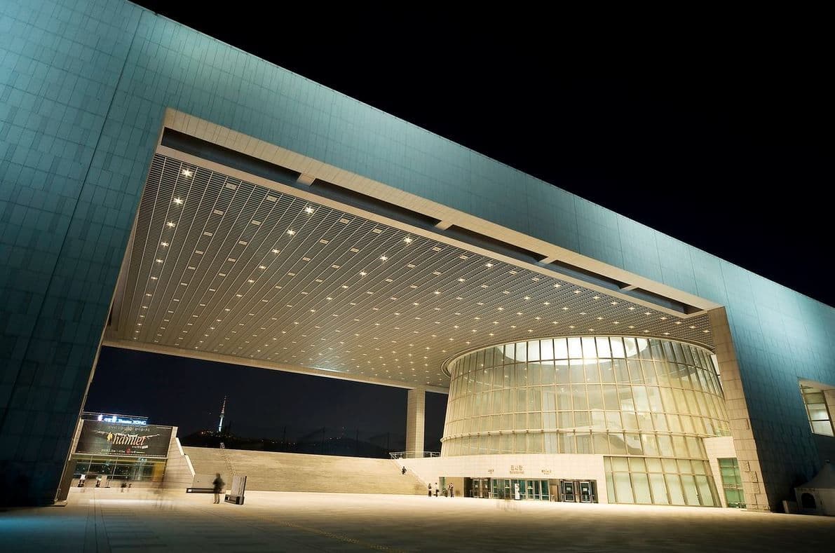 12 Museum Terbesar di Dunia yang Wajib Dikunjungi