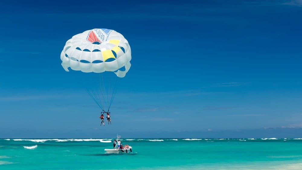 Buat Liburanmu Makin Seru dengan Rekomendasi Watersport Bali Berikut Ini