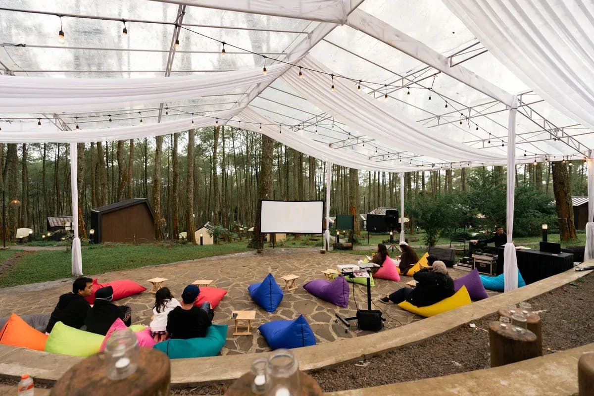 Rekomendasi Tempat Family Gathering Bandung Paling Seru