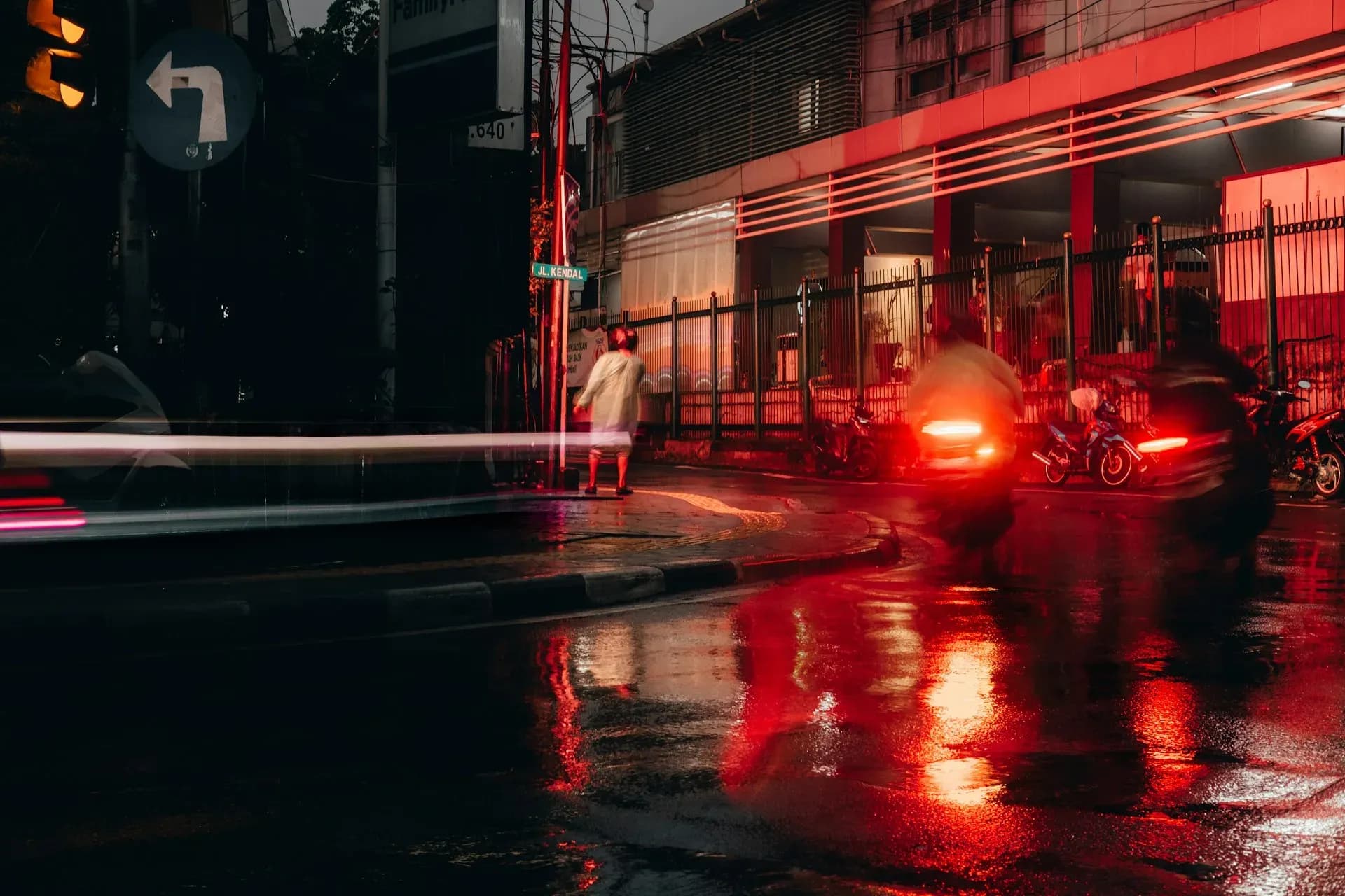 Jangan Takut Kelaparan, Icip 9 Kuliner Dekat Stasiun Sudirman, yuk!