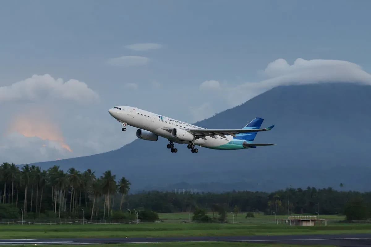 Naik Pesawat bersama Anak? Ini 7 Tips Agar Tetap Anteng dan Tidak Rewel