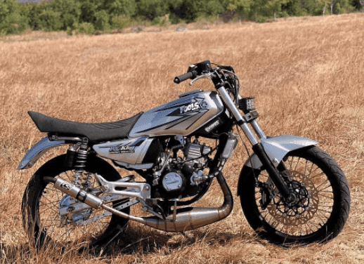 Suka Touring Motor? Ini Dia 8 Peralatan yang Wajib Kamu Bawa!