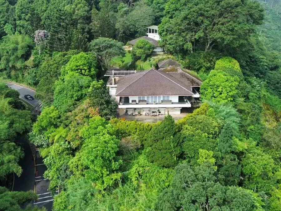Villa Soekarno Puncak, Jejak Sejarah dan Misteri di Riung Gunung Bogor