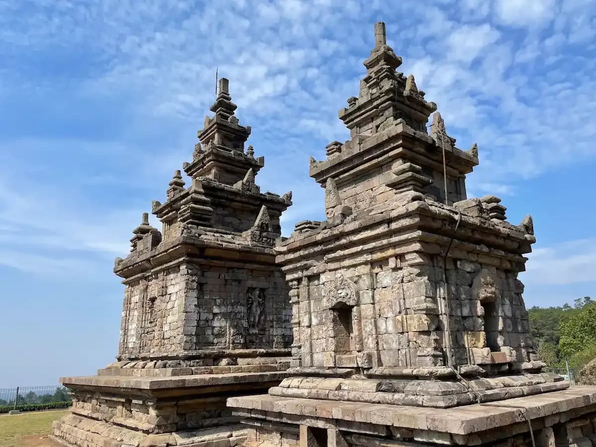 Sejarah Candi Gedong Songo, Kompleks Bangunan & Asal Usulnya