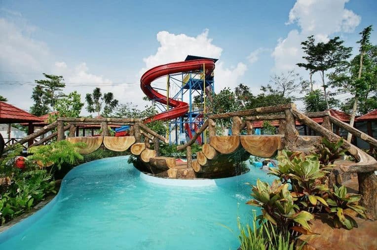 Rancaekek Waterpark; Wahana Baru yang Worth It untuk Kamu Coba