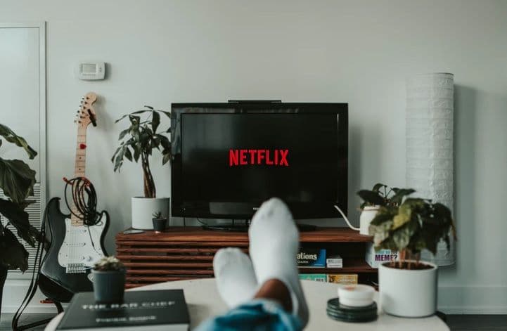 Bingung Mau Nonton Apa? Ini Dia 13 Series Netflix Terbaik yang Bisa Menemanimu Ketika Bosan!