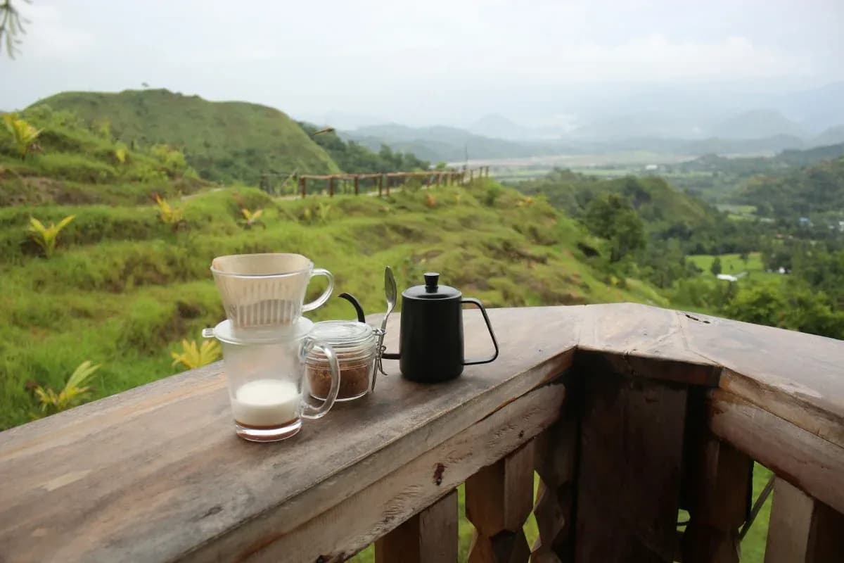 13 Kintamani Bali Cafe with Magnificent Mountain Views