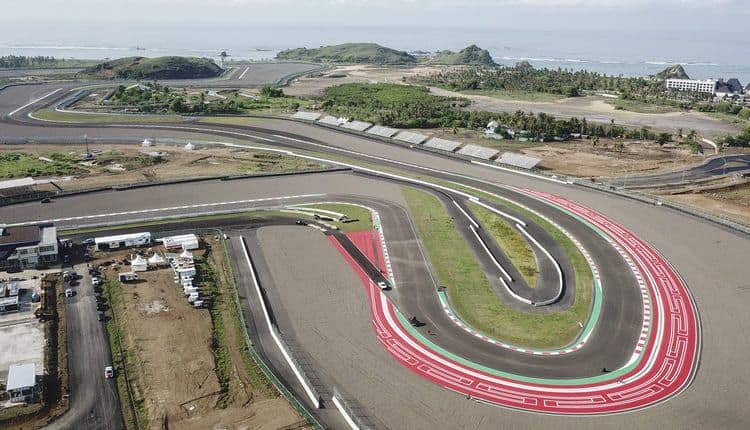 Pencinta Otomotif Mana Suaranya? Ketahui Fakta Menarik Seputar Sirkuit MotoGP Mandalika Berikut Ini!