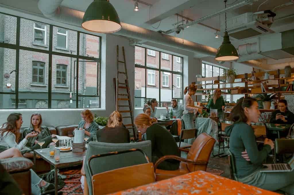 7 Tempat Nongkrong di Paskal yang Berkonsep Keren